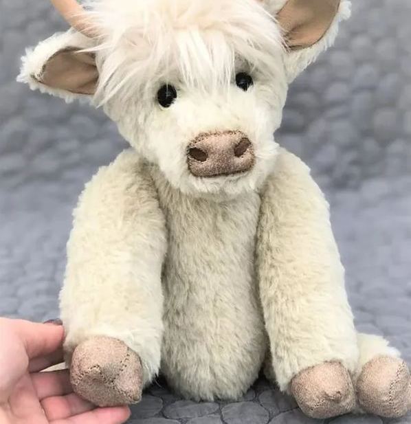 Fanyil™ Highland Cow Plush Toy